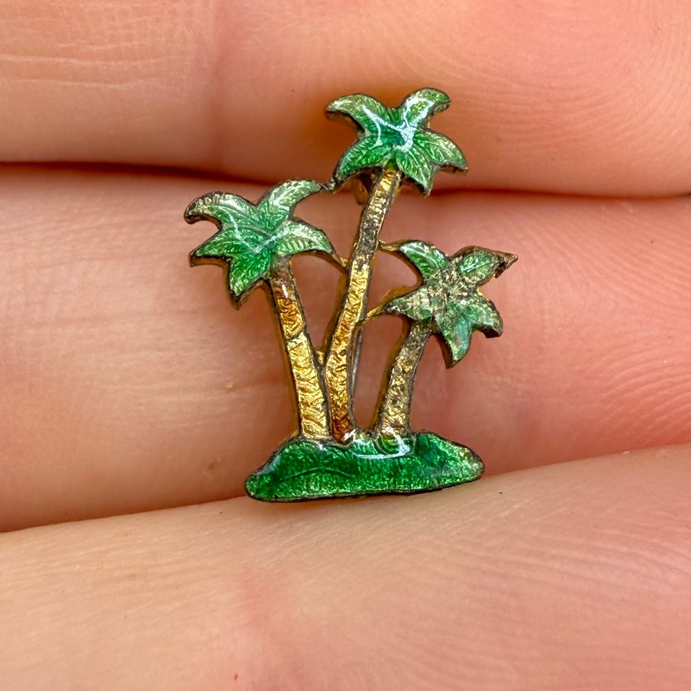 Vintage Palm Tree Brooch Guilloche Green Gold Enamel Tropical Beach Vacation Pin